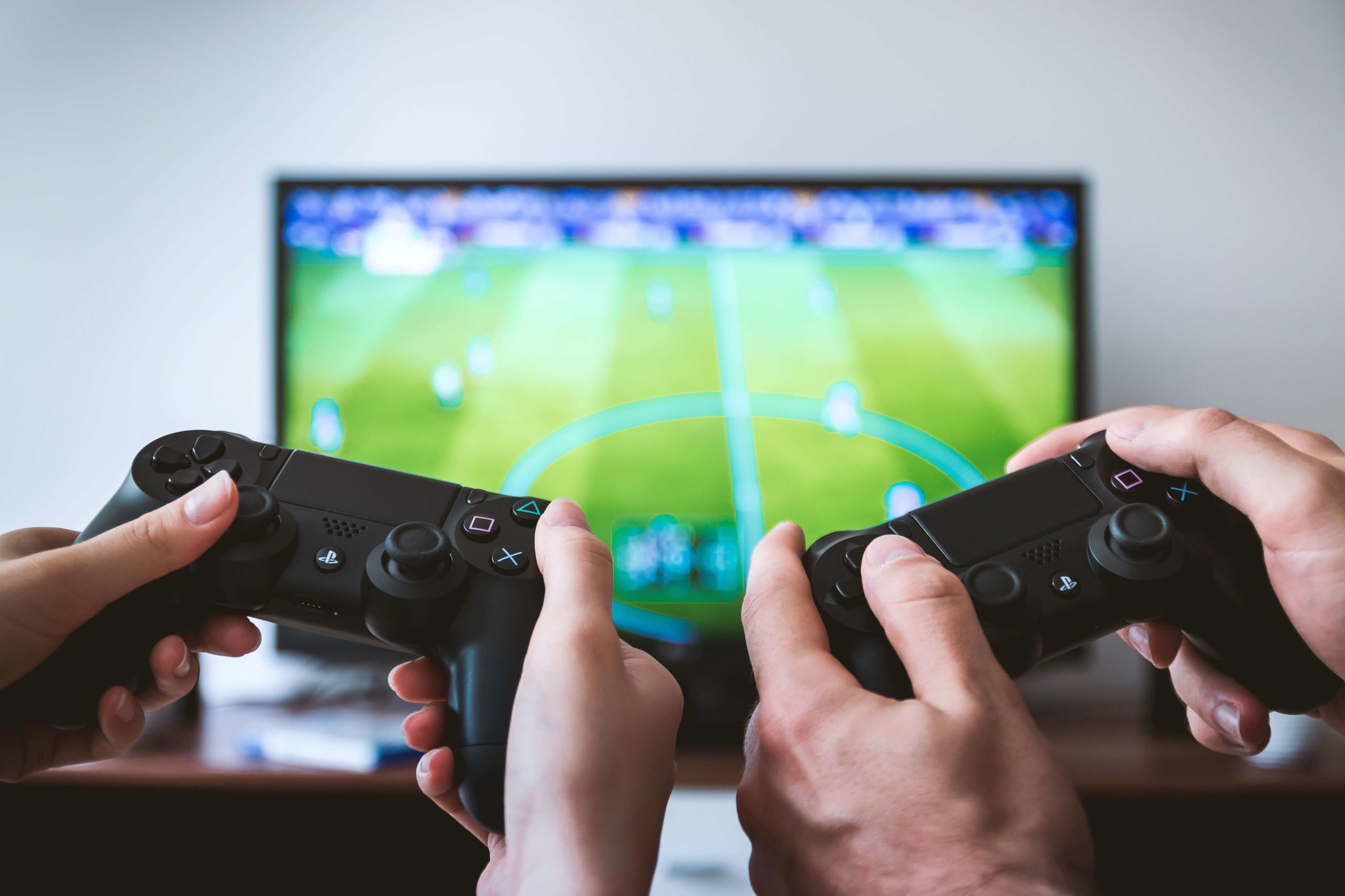 Why Gaming and Shopping Platforms Are Growing Fast