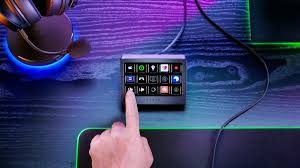 Feature Desk – Your All-in-One Platform for a Better Digital
