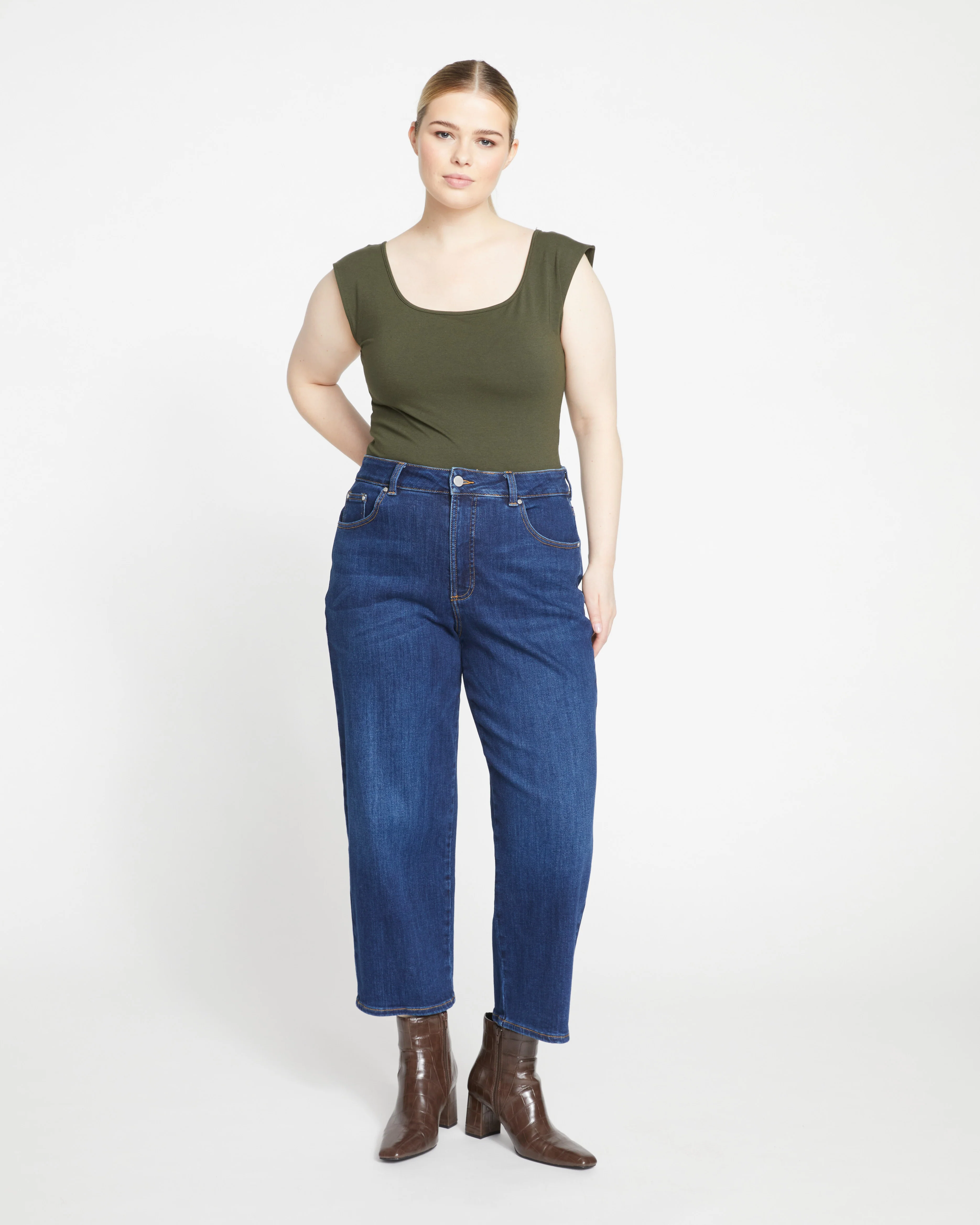 EliteCurve Women’s Jeans