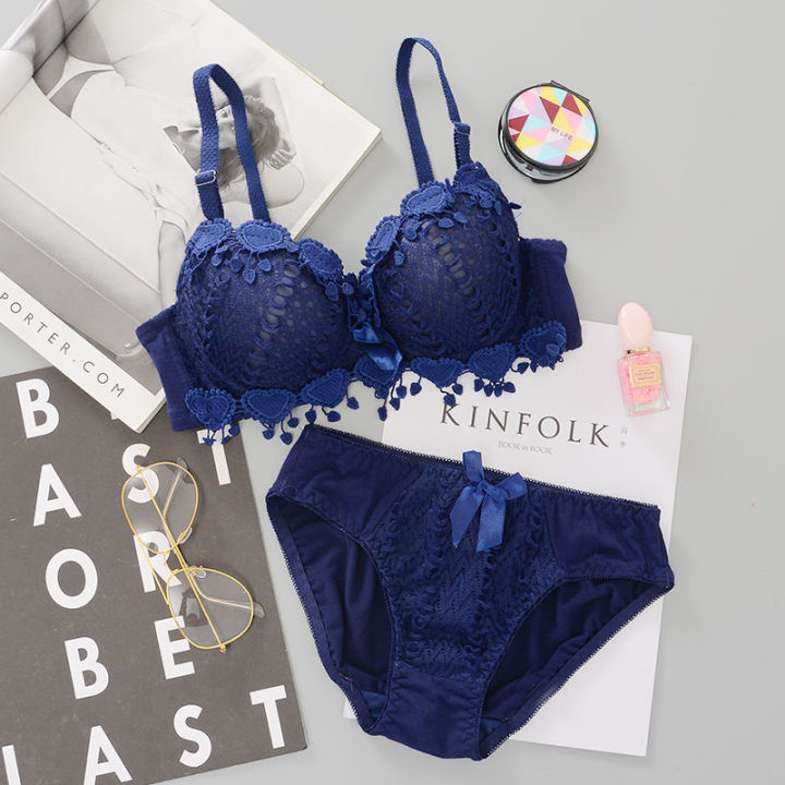 Pack of 1 Underwear Set Beautiful lace Design - 2