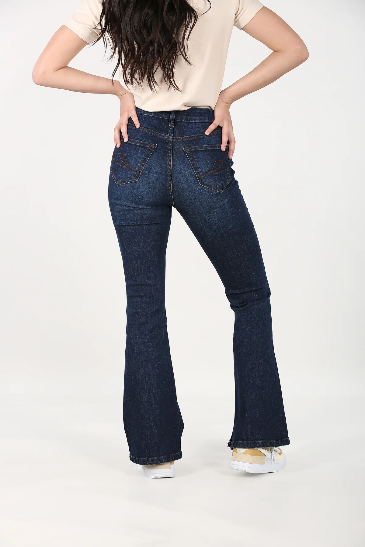 Fari Flares - 3