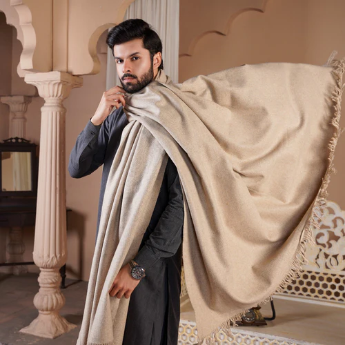 Off-White Bannu Wool Shawl - 3