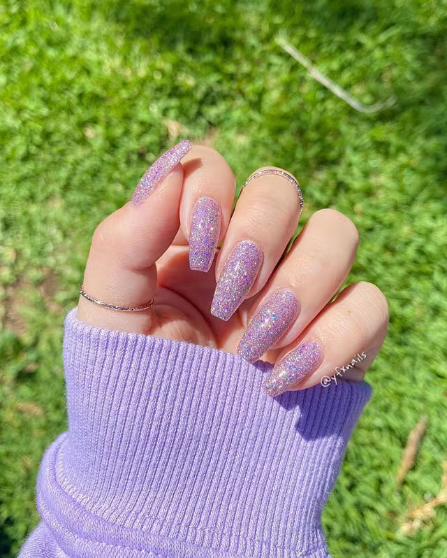 DIY Iridescent Glitter Nail Polish - 2